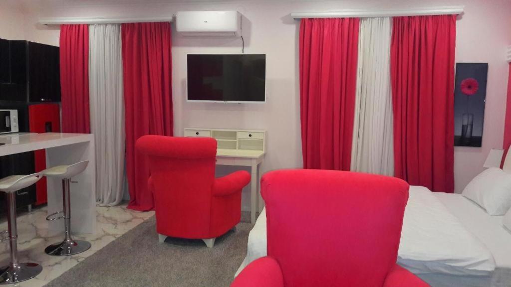 Hotel Lilo Near Airport 第比利斯 外观 照片