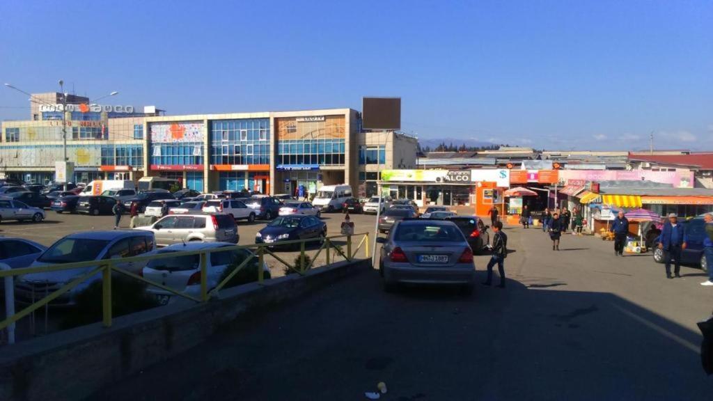 Hotel Lilo Near Airport 第比利斯 外观 照片